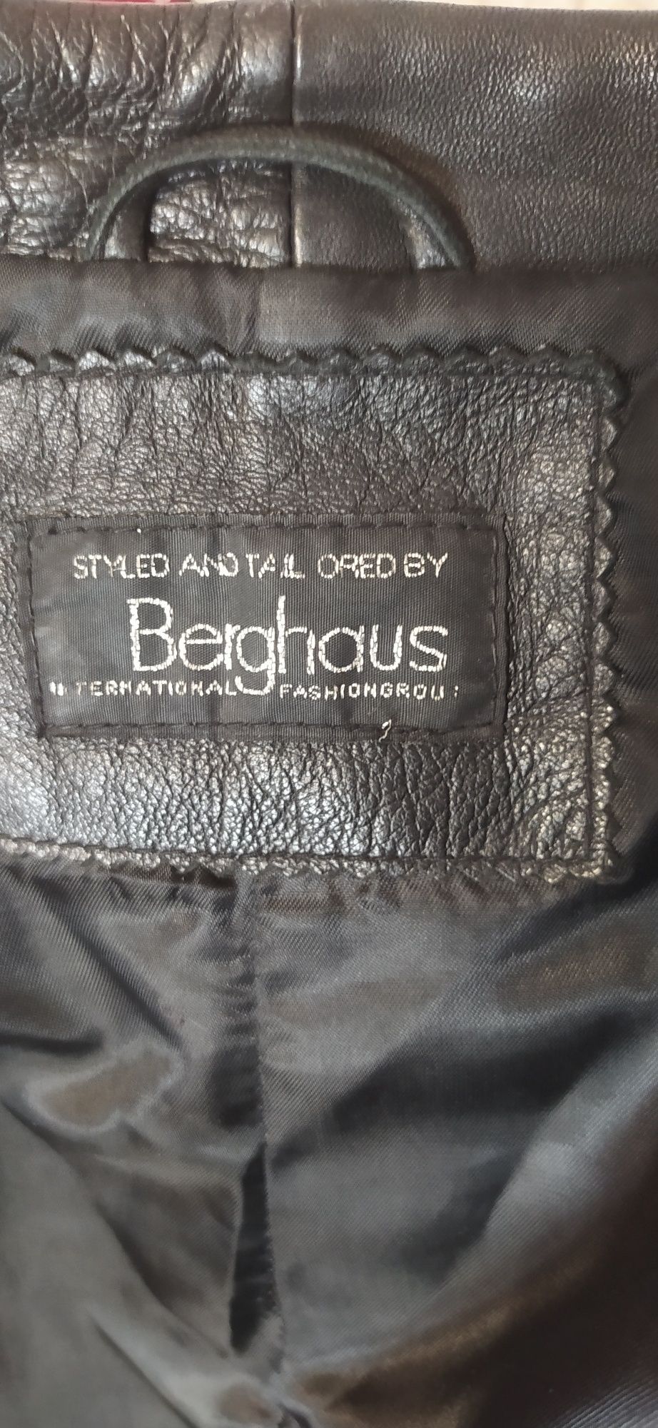 Куртка женская кожаная Berghaus 42 р. черная курточка осенняя пиджак