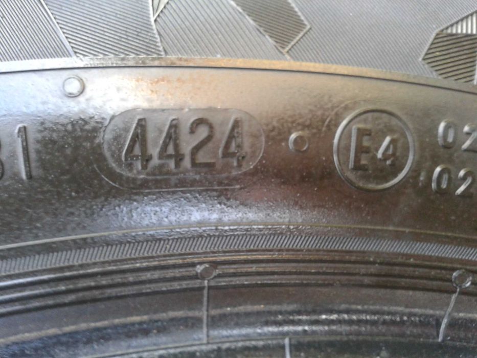 opony r16 jak nowe 2024rok 205 60 semperit mielec speed-grip 5 2sztuki