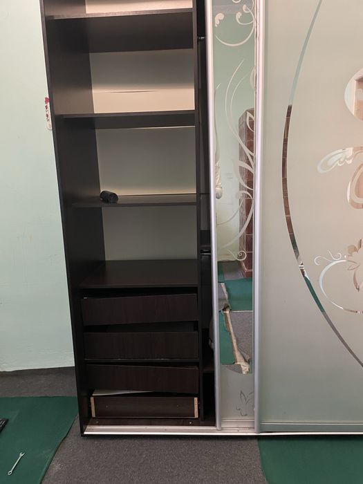 Шафа купе в гарному стані