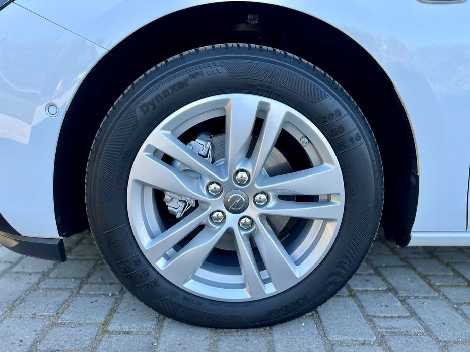 Опель Астра К 2017