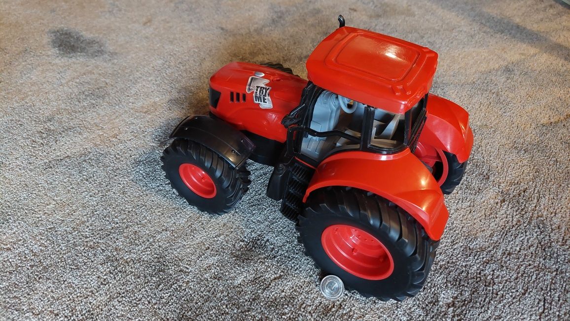 Traktor duży gumowe koła dźwięk światła napęd