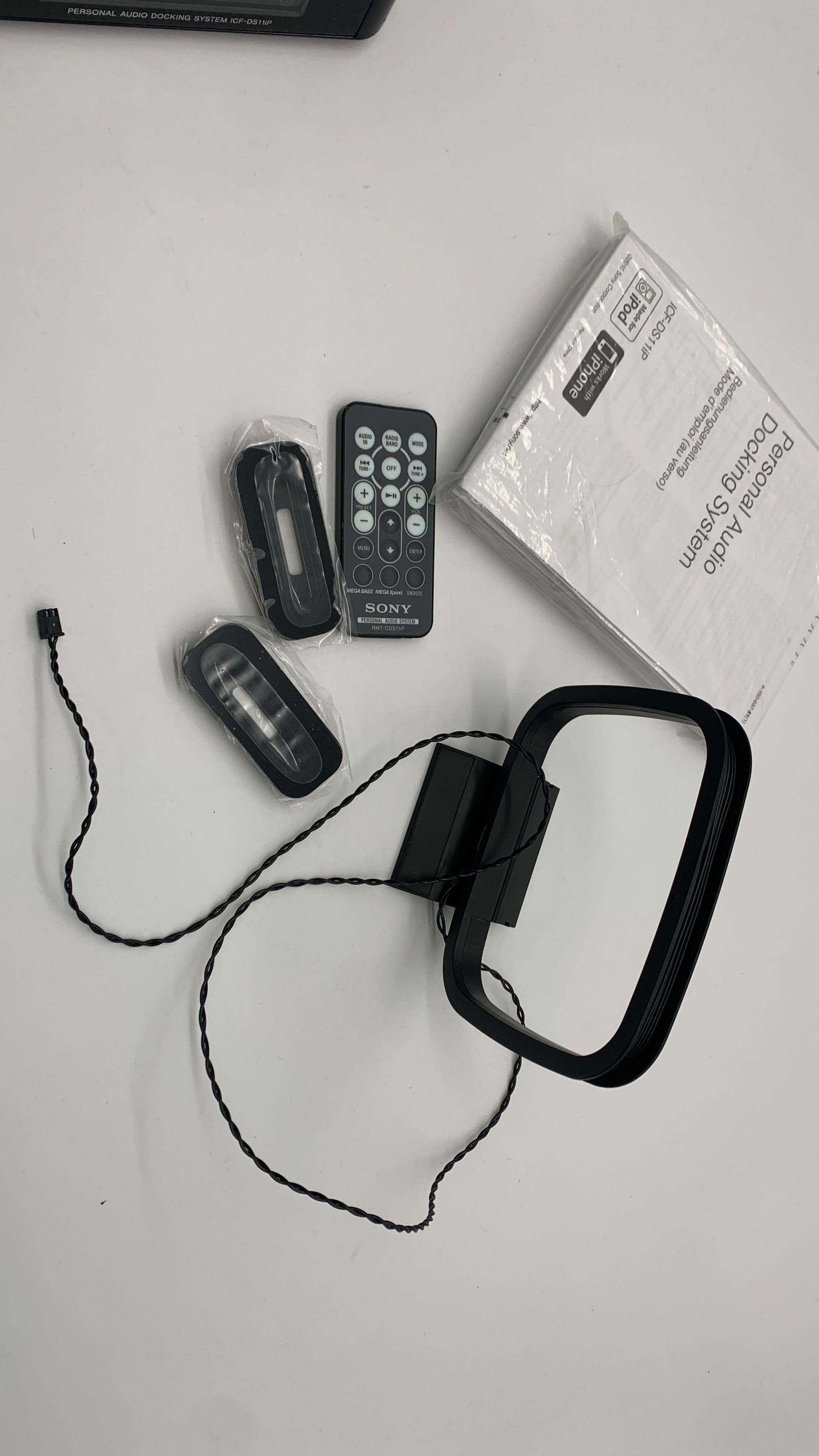 Sony stacja dokująca ,radiobudzik ,głośnik ICF-DS11iP