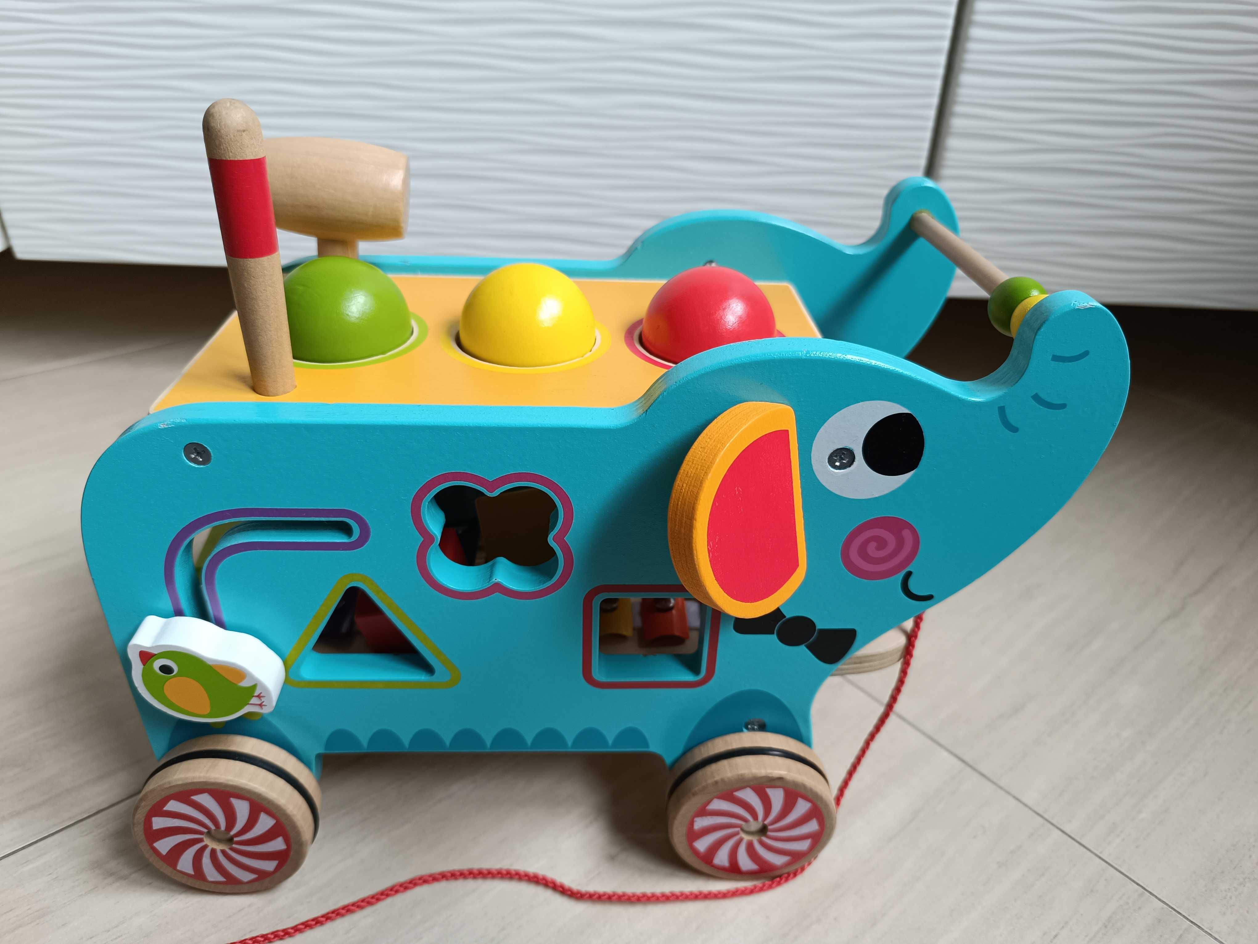 Brinquedo de puxar com actividades