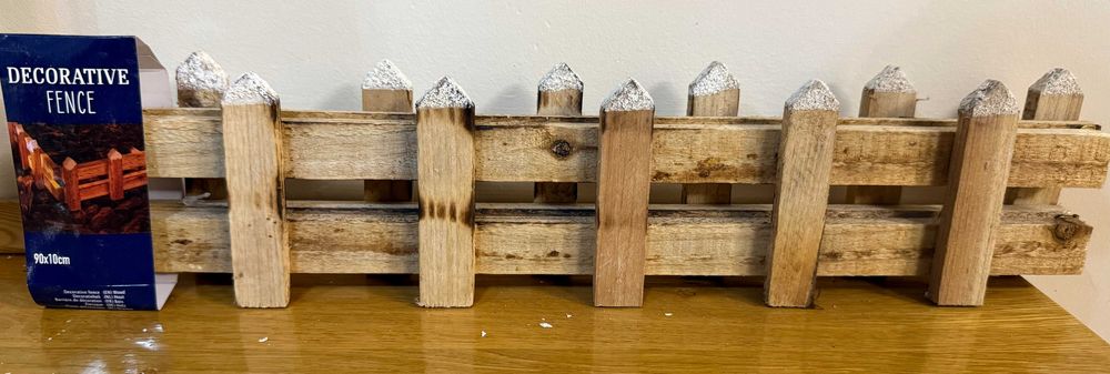 Decorative fence 90x10 cm