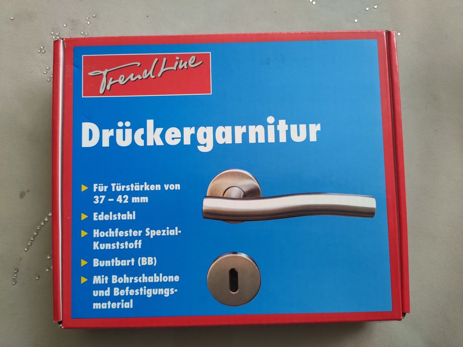 Klamki do drzwi. 3 pary razem