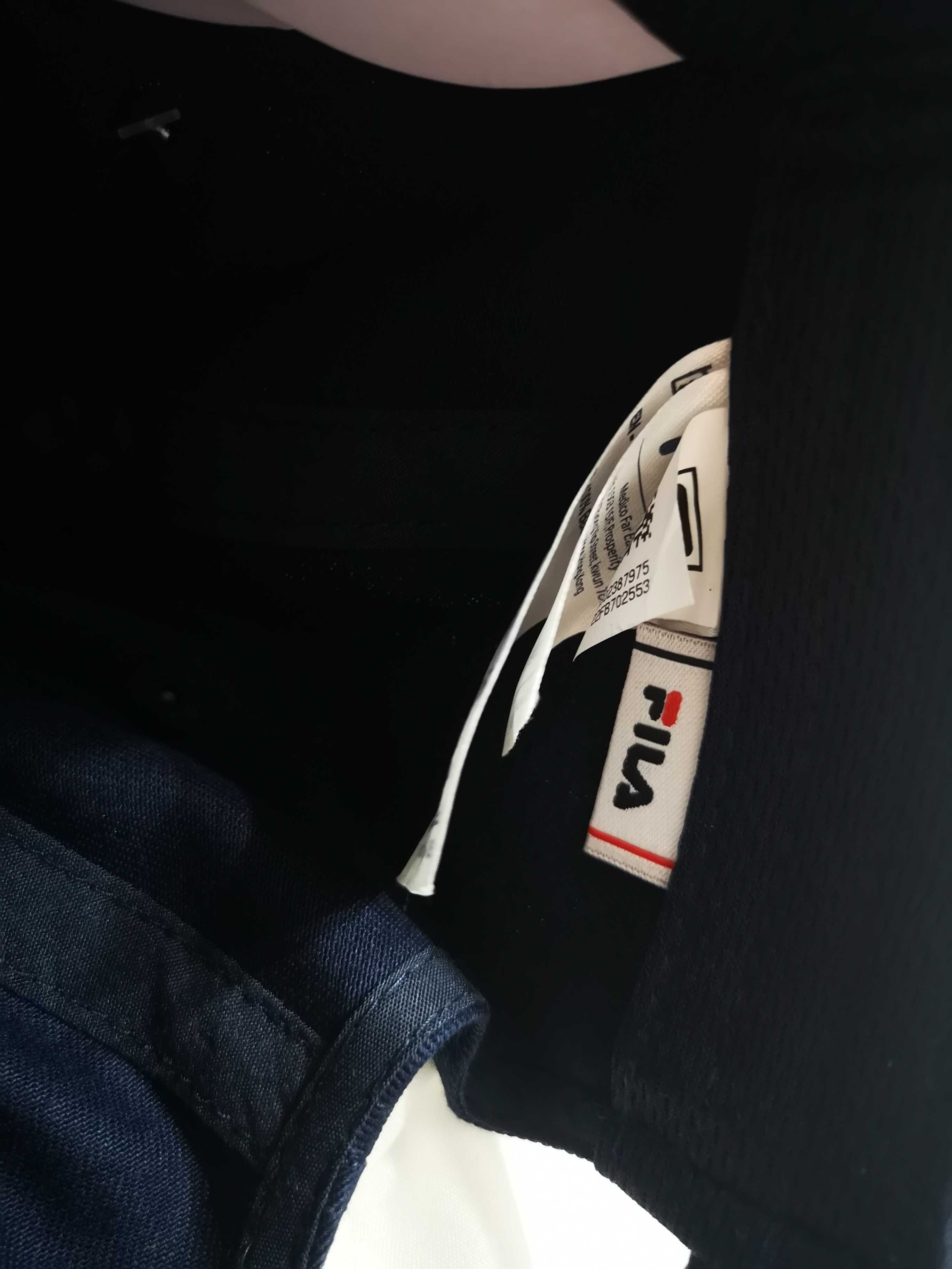 fila- swietna czapka z daszkiem nowa one size