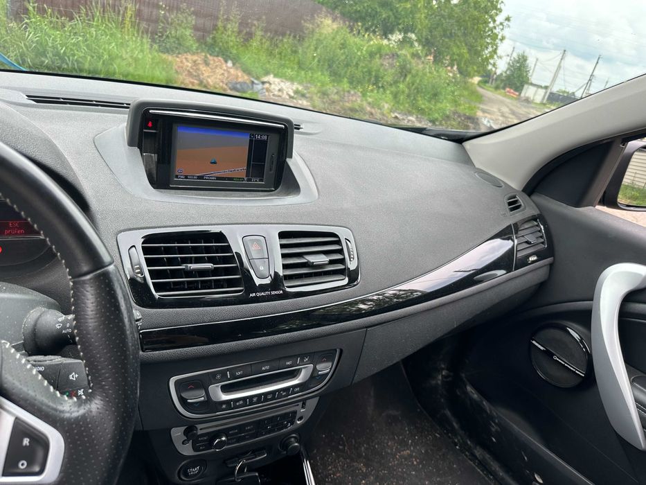 Торпедо Renault Megane III Консоль airbag   Панель Меган3 В наличии