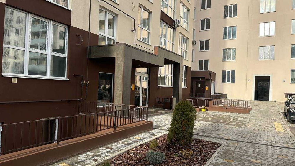 ПРОДАЖ: Комерційне приміщення житловий масив Масани 80 м2