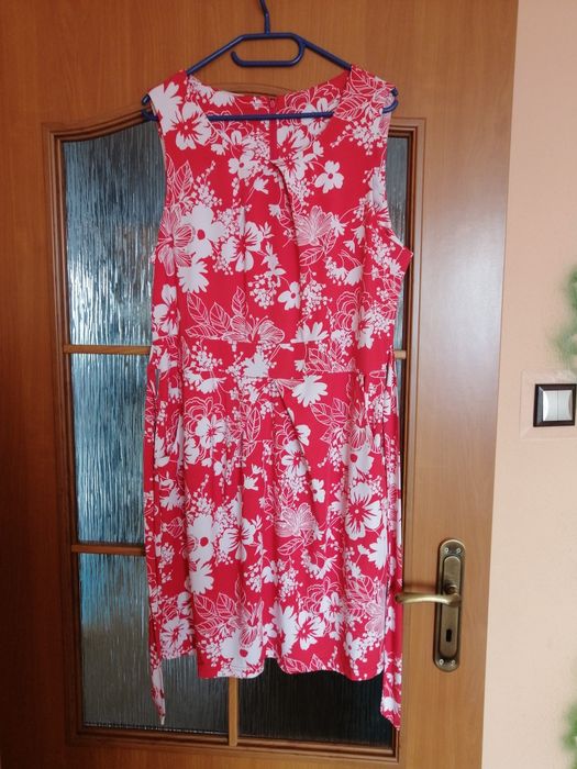 Sukienka, suknia w kwiaty (rozmiar L)