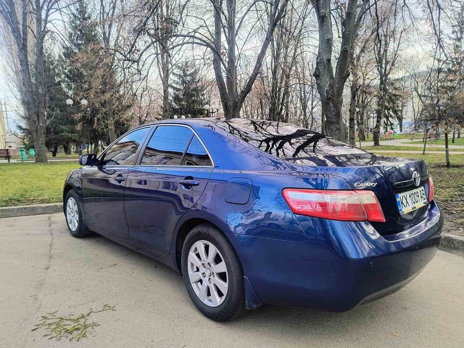 Продам хорошую Тоёту!!!