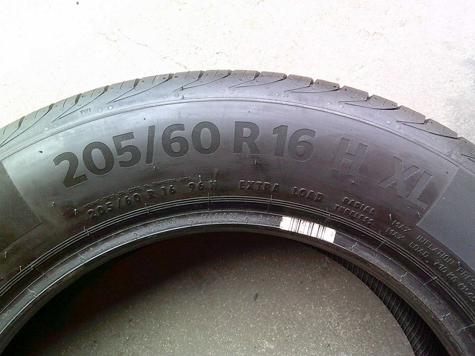Opony 205/60/16 Continental 2szt DEMO