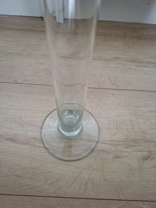 Szklany wysoki smukły transparenty wazon na kwiatek, cylinder, tuba