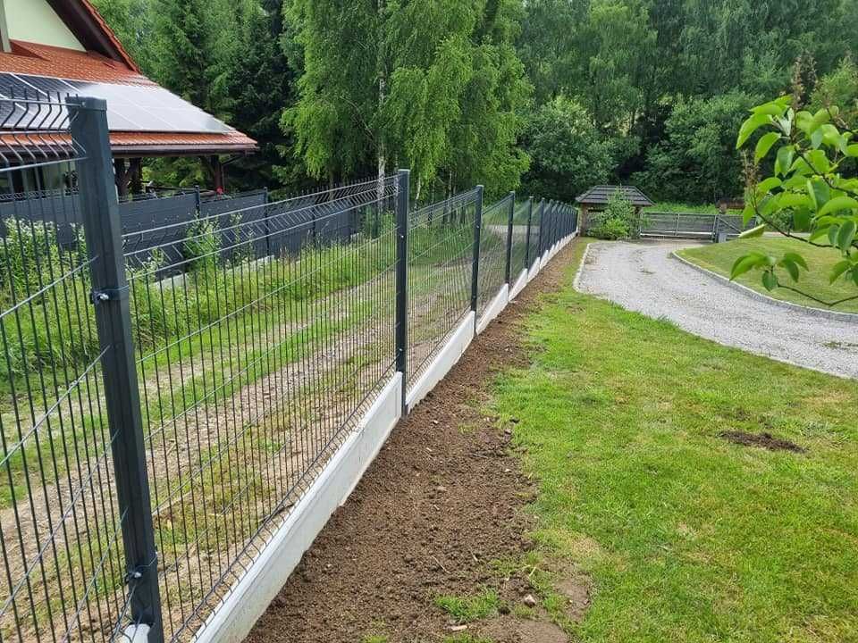 Ogrodzenie panelowe 123 cm fi 4mm + podmurówka 20 cm + montaż