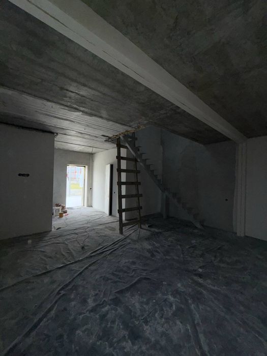 Продам дом, дачу. Днепровое, Ямбург