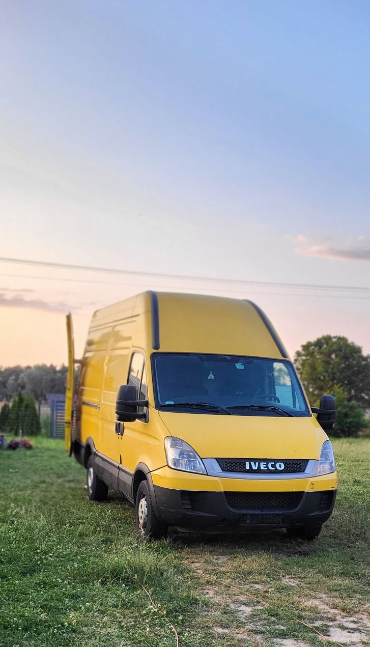 Wynajem busa Iveco / crafter