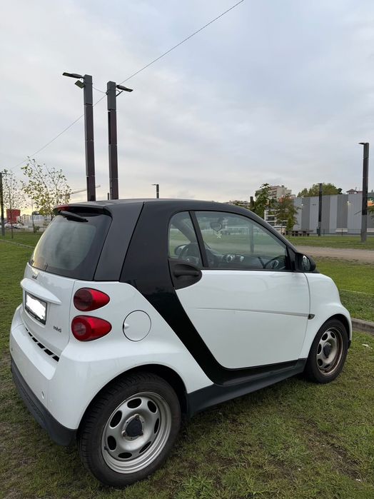 Smart Fortwo Coupé 2012 - Económico e Fiável