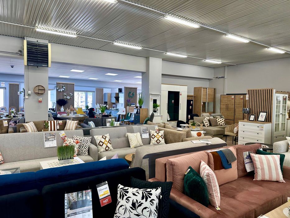 Lokal Handlowo- Usługowy