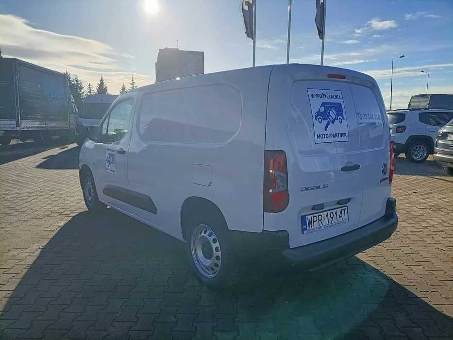 Wynajem busa FIAT DOBLO Cargo VAN L2H1 1.5 MJ 100 KM BlueHDI Łódź