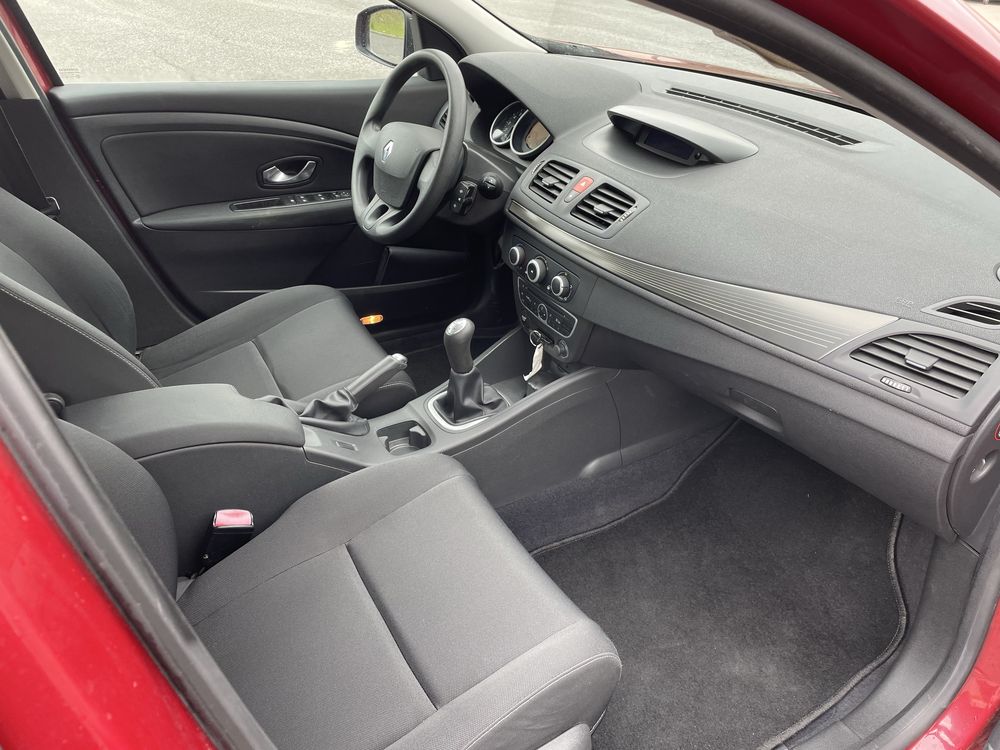 RENAULT MEGANE ** 1.6b ** 09r ** ZADBANA ** Niski przebieg ** 6l/100km