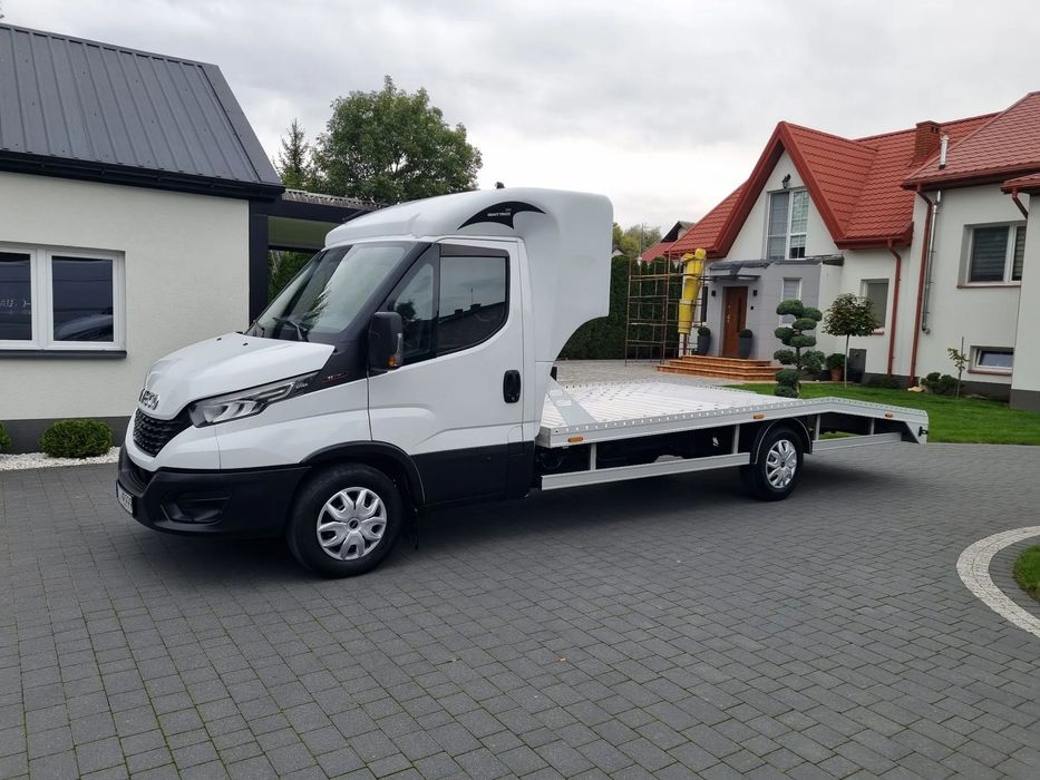 Iveco Daily 35S18/ Autolaweta /Salon PL /123tyś.km Servis ASO F-vat 23%  Daily 35s18 Autolaweta  Salon Polska 123tyś/km servis ASO  F-vat 23%