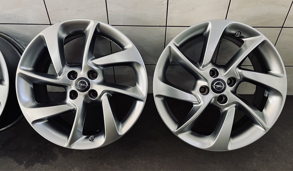 Alufelgi 4X100 OPEL 17" Corsa DACIA^ FIAT^ Honda MINI Suzuki NOWE^ FV