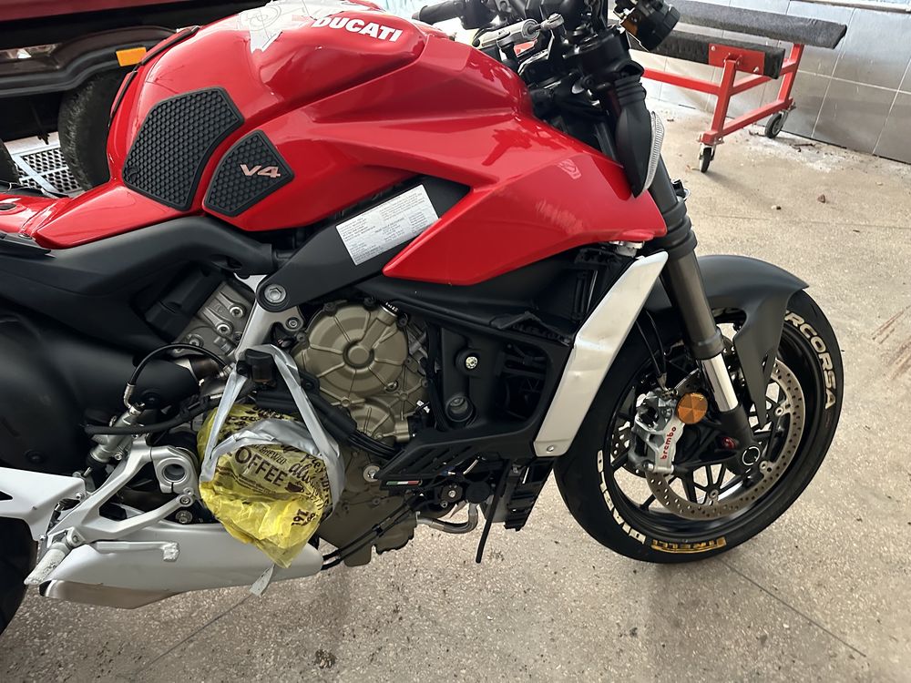 ducati panigale v4, v4s,streetfighter v4 запчасти,документы