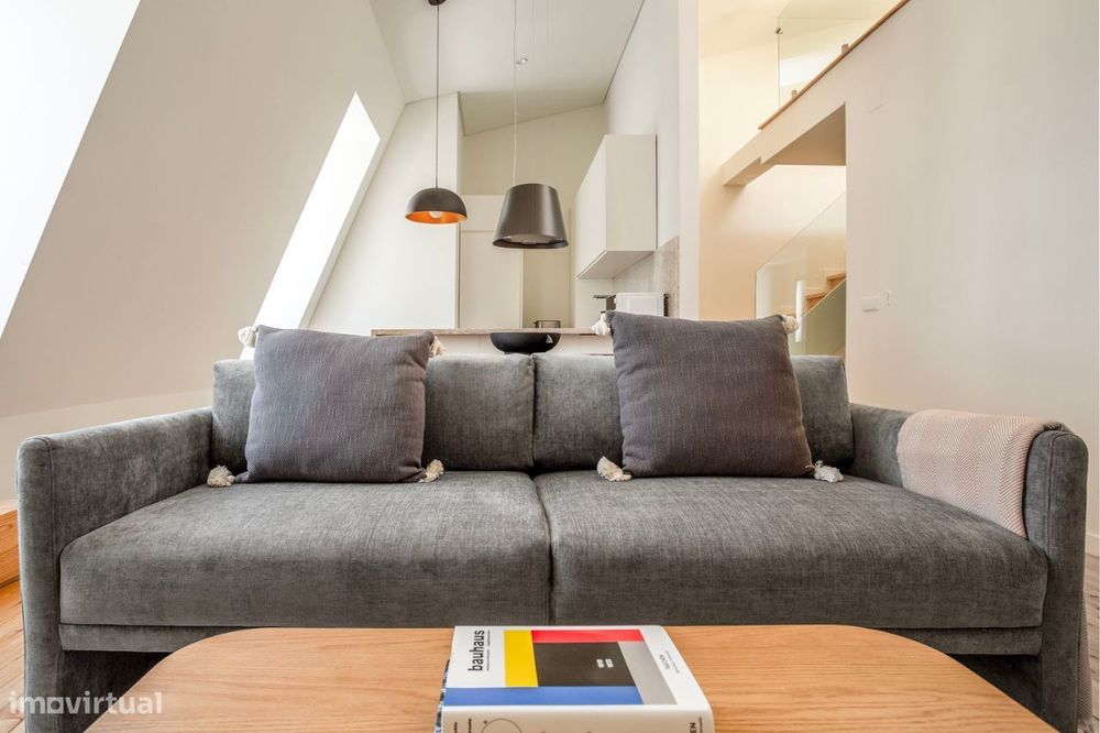 Furnished Apartment in Santo António