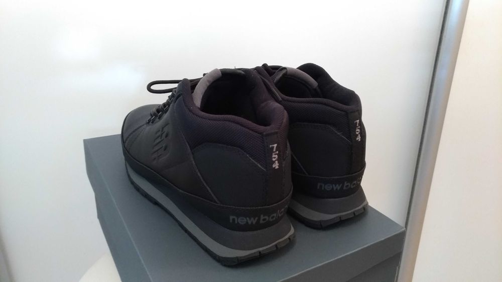 Buty męskie New Balance 754 - czarne r.44