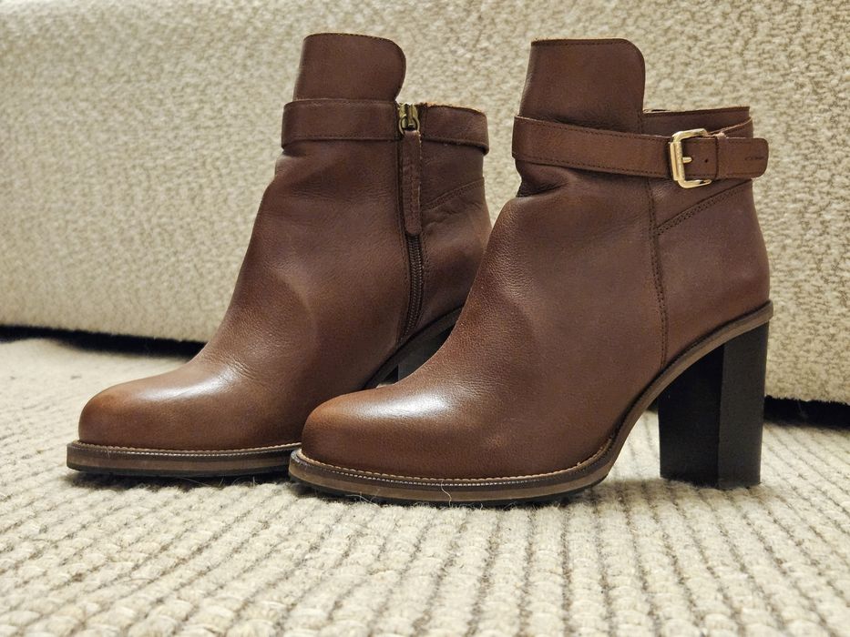 Brązowe Botki na słupku Tommy Hilfiger roz.40 Skóra