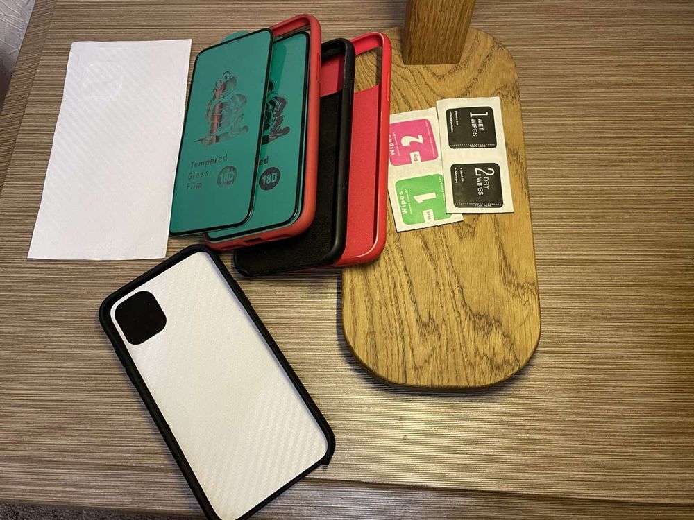 Чохли Iphone 11