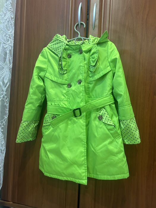 Продам дитячий плащ