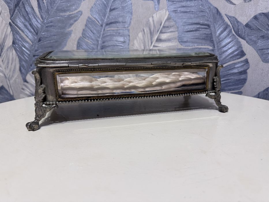 Винтажная шкатулка для украшений