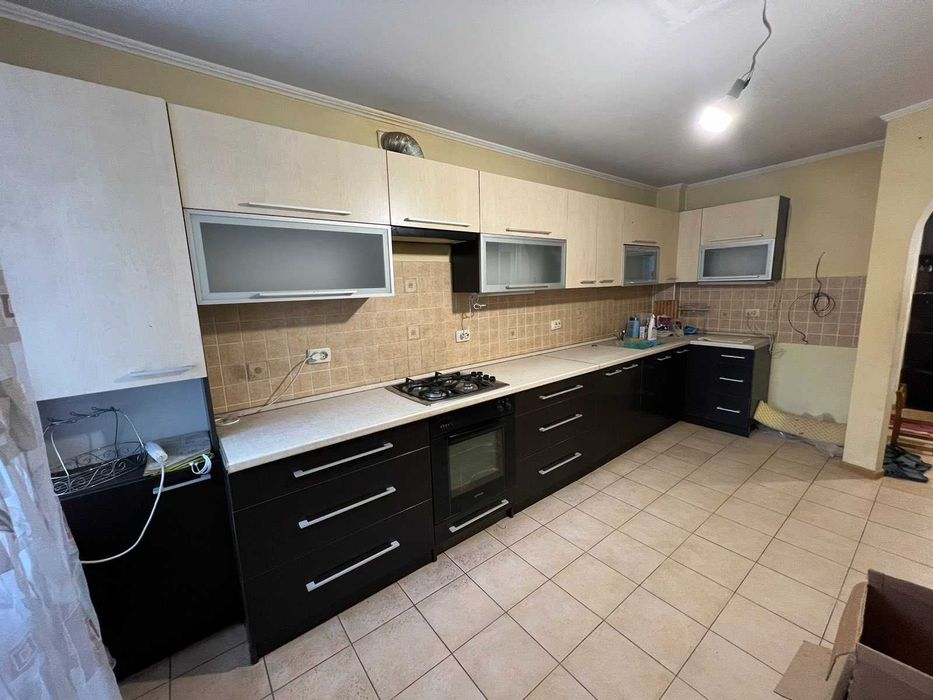 Продаж 3к. квартири Виставки САДКИ Терміново