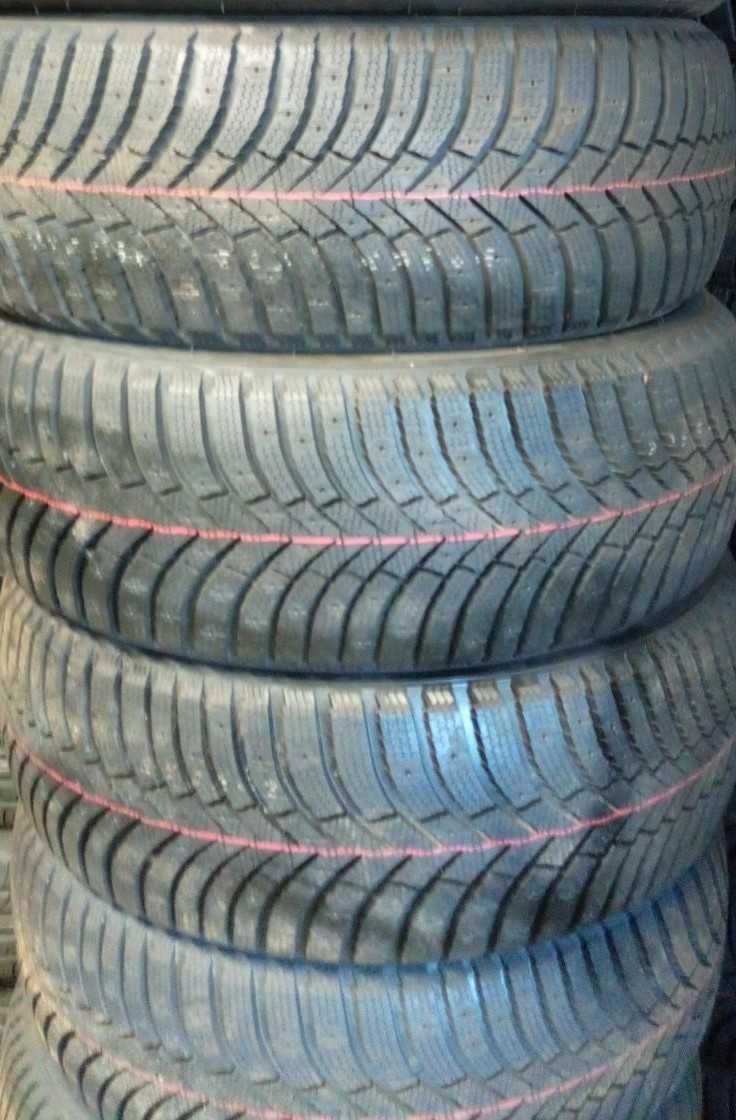 Opony zimowe 235/55R18 BRIDGESTONE Blizzak Spike3 NOWE