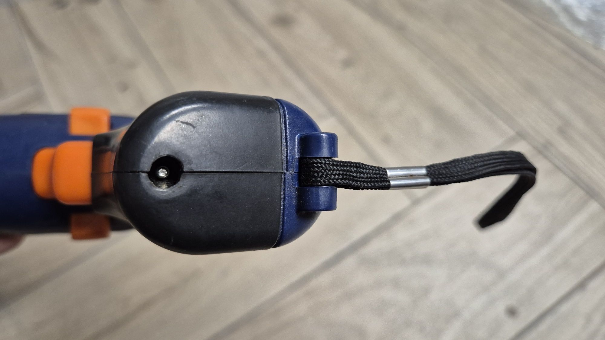 Wkrętarka akumulatorowa COMPARATOR 3.6V