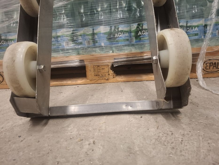 Wózek transportowy skrzynki wędlina