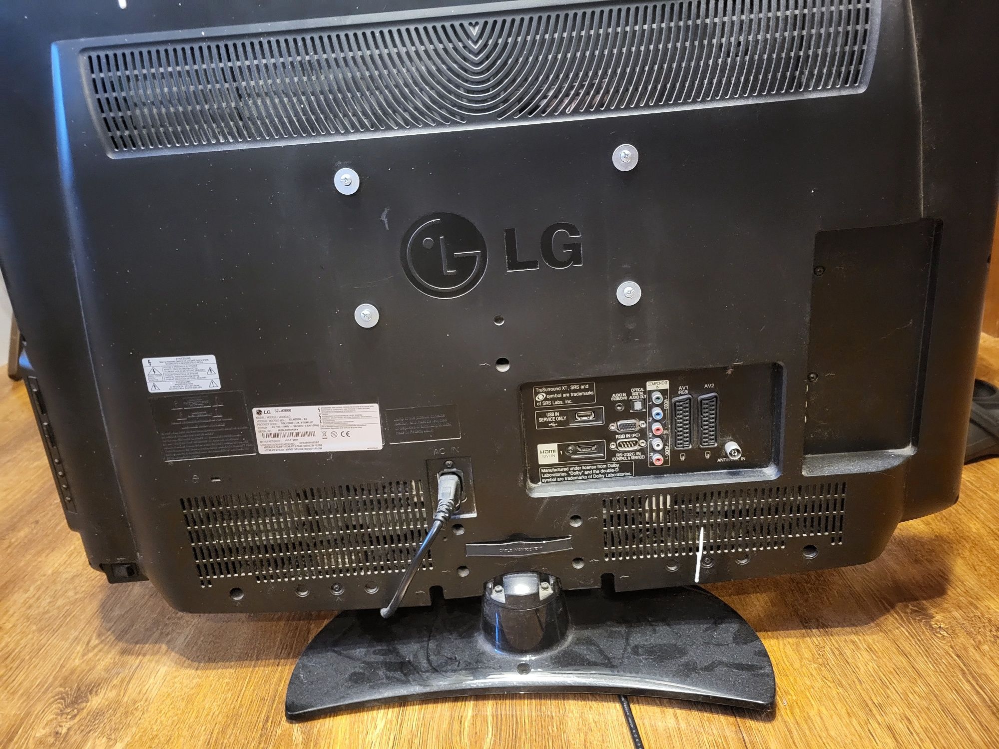 Telewizor LG 32LH2000