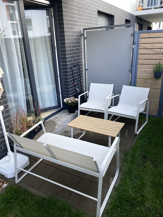 Zestaw mebli ogrodowych + poduszki