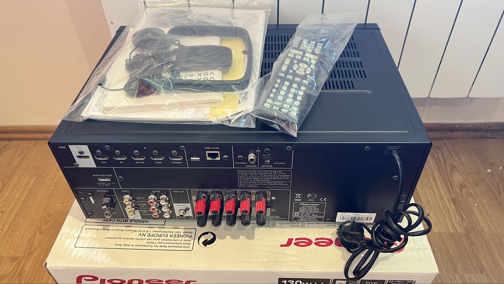 Zastaw kina domowego Pioneer VSX-528-k  Jamo 5.1