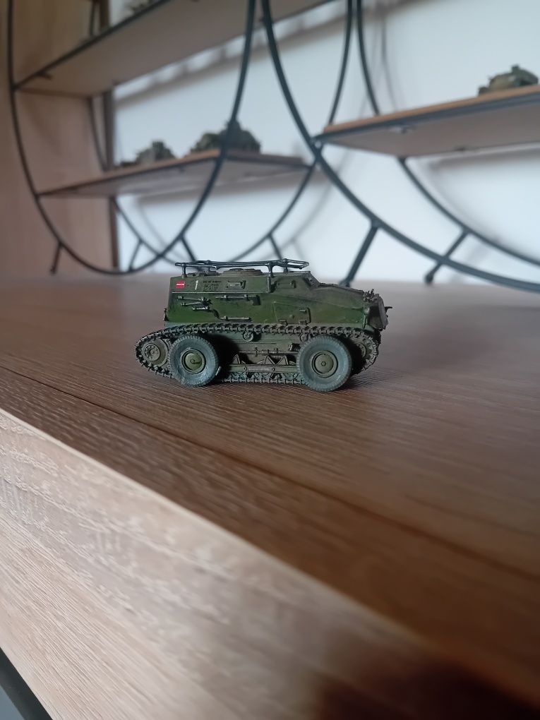 Żywiczny model 1/72 pojazd obserwacyjny RR7 (Sdkfz 254) prototyp