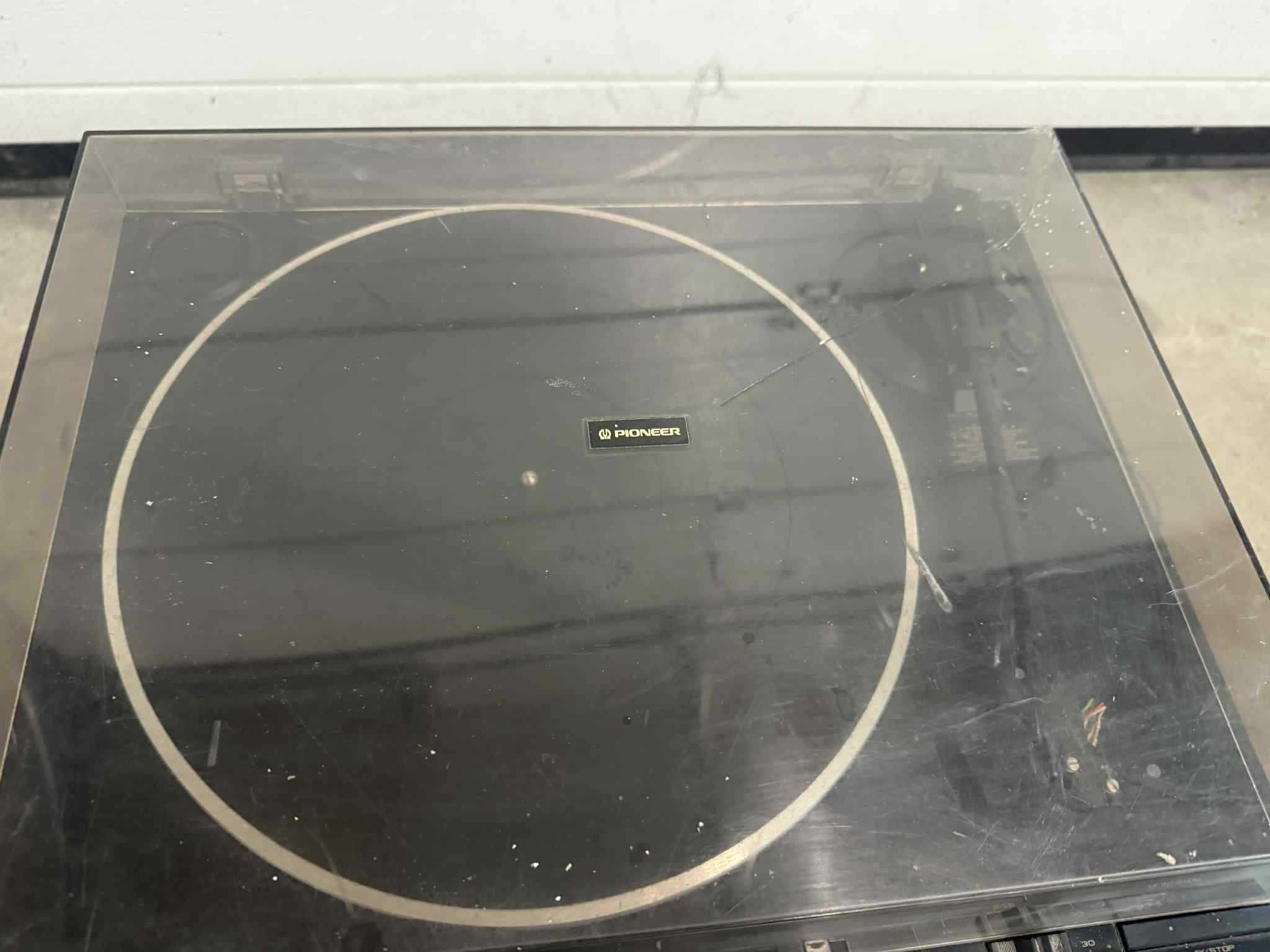 Gramofon Pioneer PL-335 – uszkodzony, na części / do naprawy