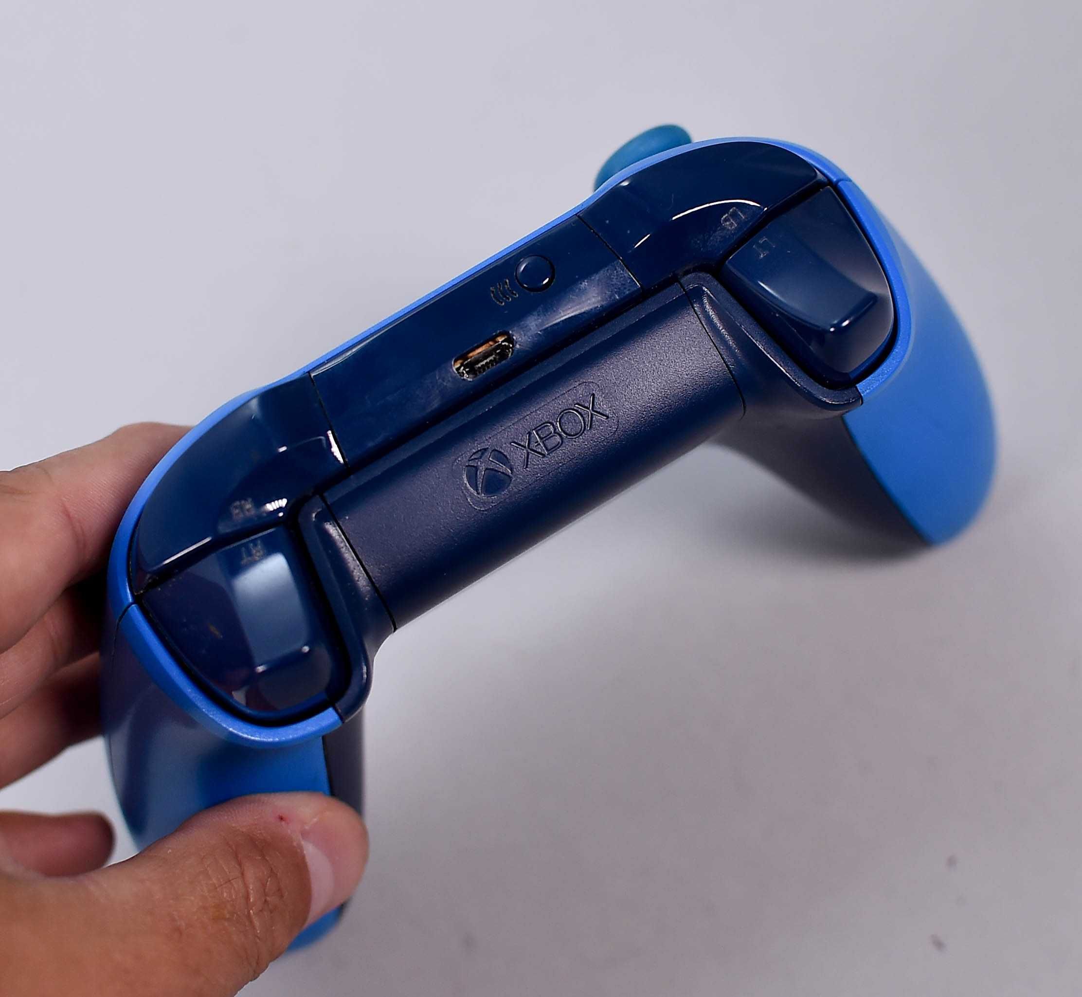 Kontroler Pad Xbox ONE Model: 1708 Niebieski (0005)