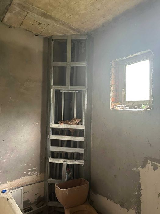 Просторий будинок! 100м2 - 6соток! Чорнові зроблені! Є Гараж!