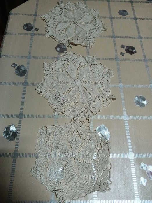 Conjunto de três naprons rosa