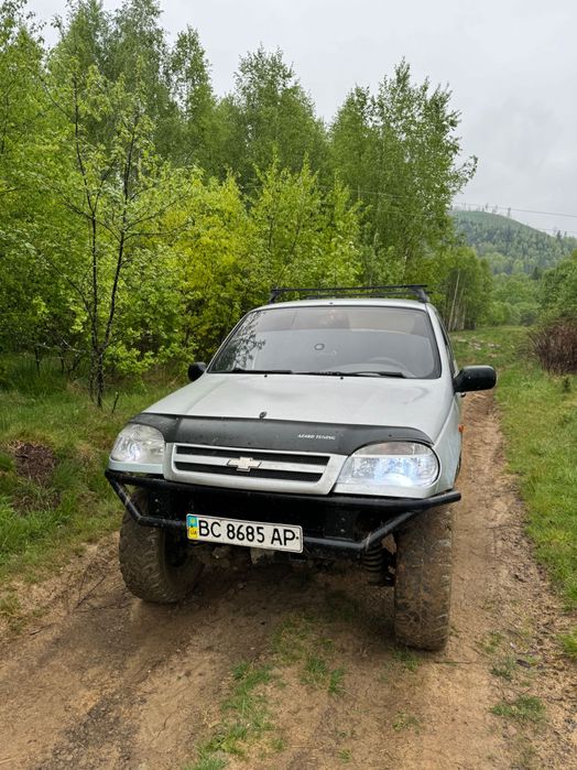 Продам ниву шевроле 1.9тд