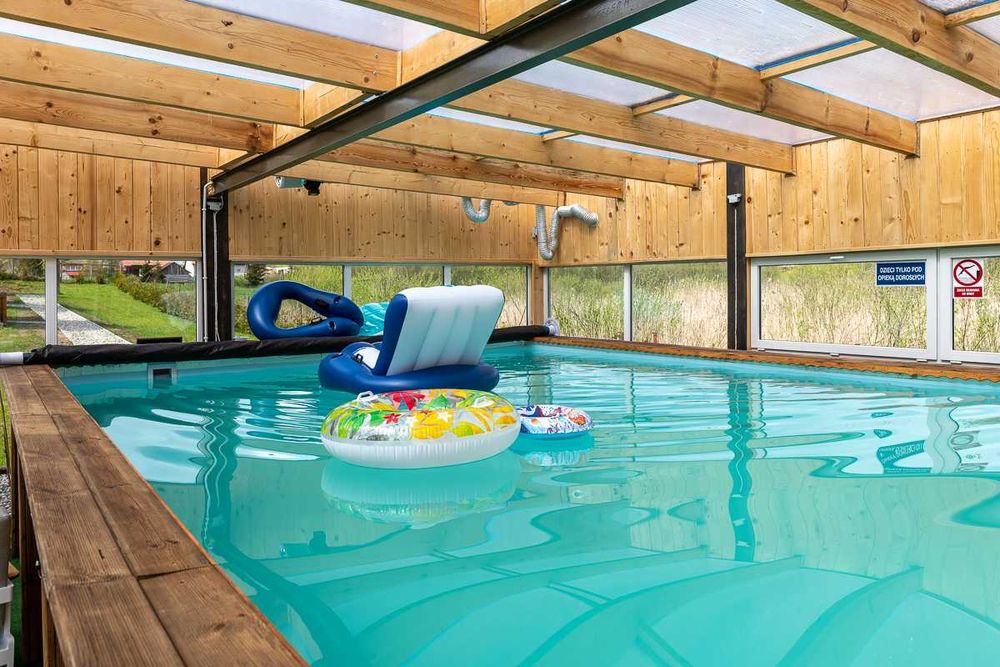 Sylwester 2025/2026 w Paprockiej chacie - Domki z basenem!