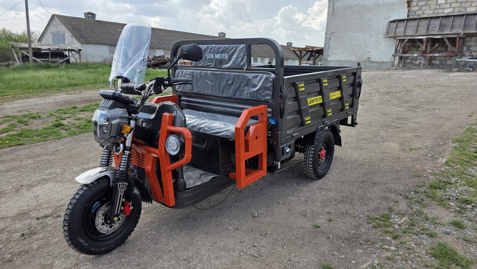 SokMoto CARGO Гібридний трицикл