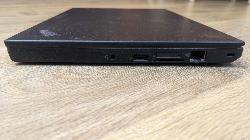 Lenovo ThinkPad X260 12,5" / 8GB RAM / i5 / SSD / Windows 10