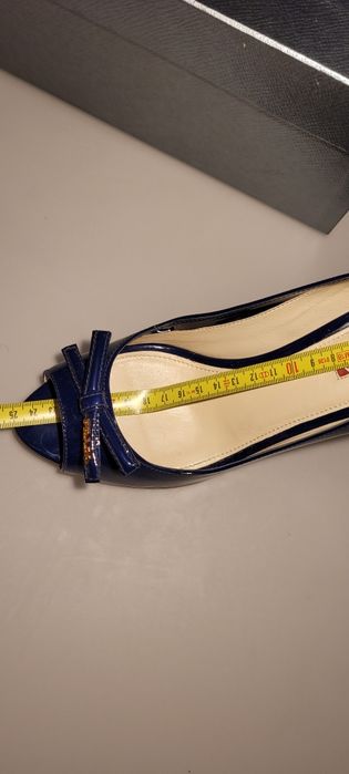 Obuwie damskie PRADA Vernice Royal 38 jak nowe oryginalne