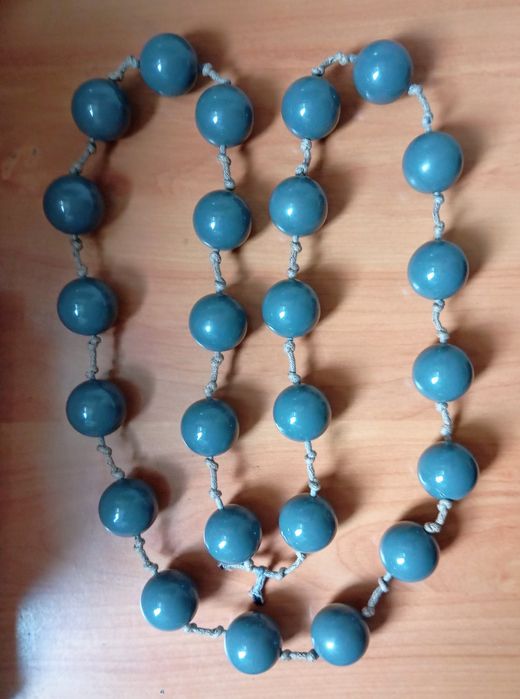 25 Contas de acrilico 2,5cm.